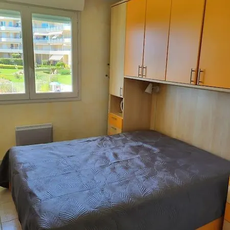 F2 Vue Mer, Parc, Piscine, Terrasse, Parking Apartman *